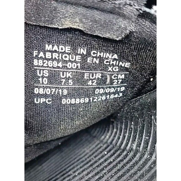 Nike Women's Size 10 Tanjun Comfort  Black/White Open Toe Sandals - Picture 10 of 10